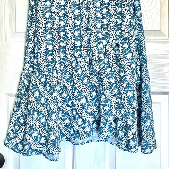 Hill House Wrap Skirt - Like new! SIZE SMALL - Picture 3 of 9